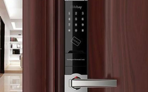 勐海24小时上门开锁公司