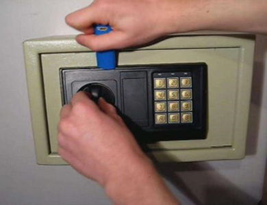 勐海24小时上门开锁公司